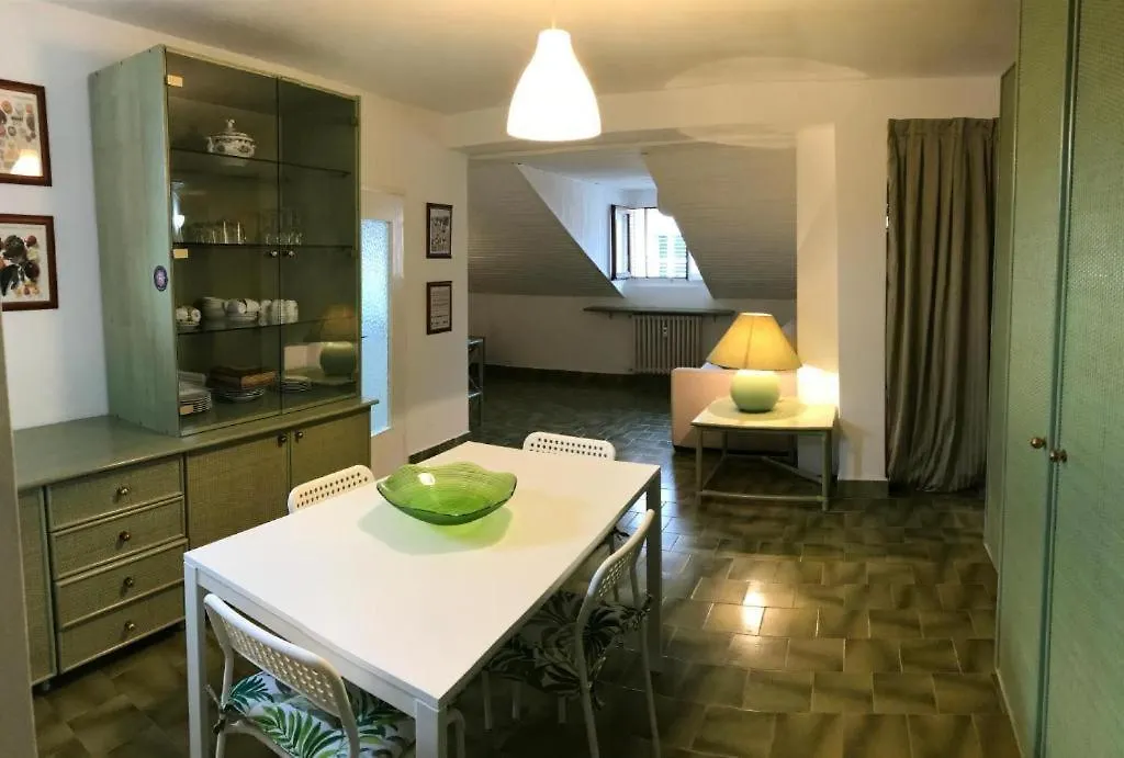 Appartamento La Mansarda Lecco Włochy